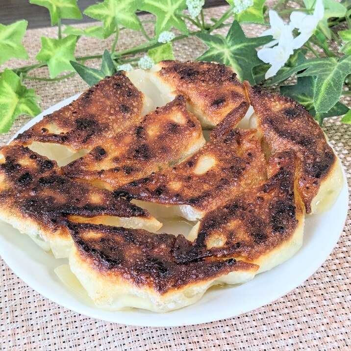 にんにくたっぷり♪〜ニンニクの芽餃子〜
